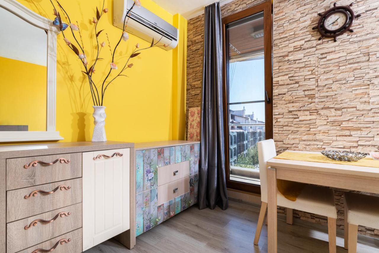 Modern Studios - Meters Away From The Beach Pomorie Extérieur photo
